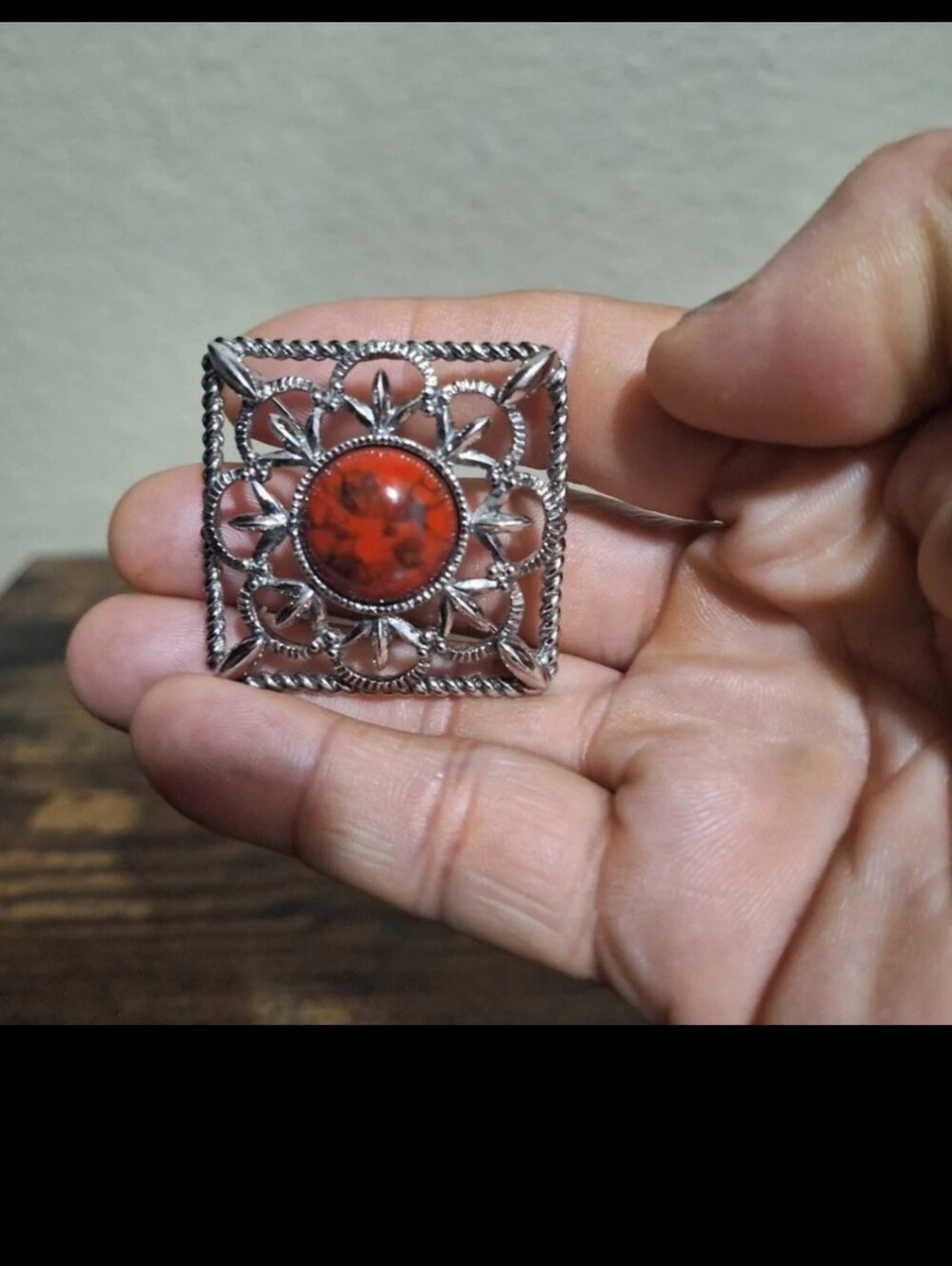 Beautiful Vintage 70s SARAH COVENTRY Inca Fire Pin/Brooch Silver Tone